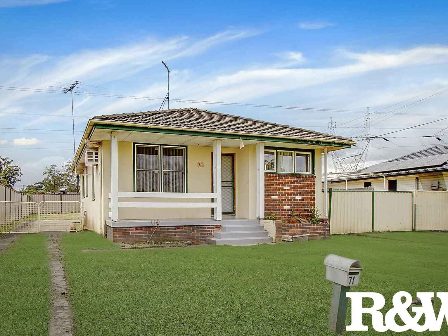 71 McMurdo Avenue Tregear 71 McMurdo Avenue Tregear