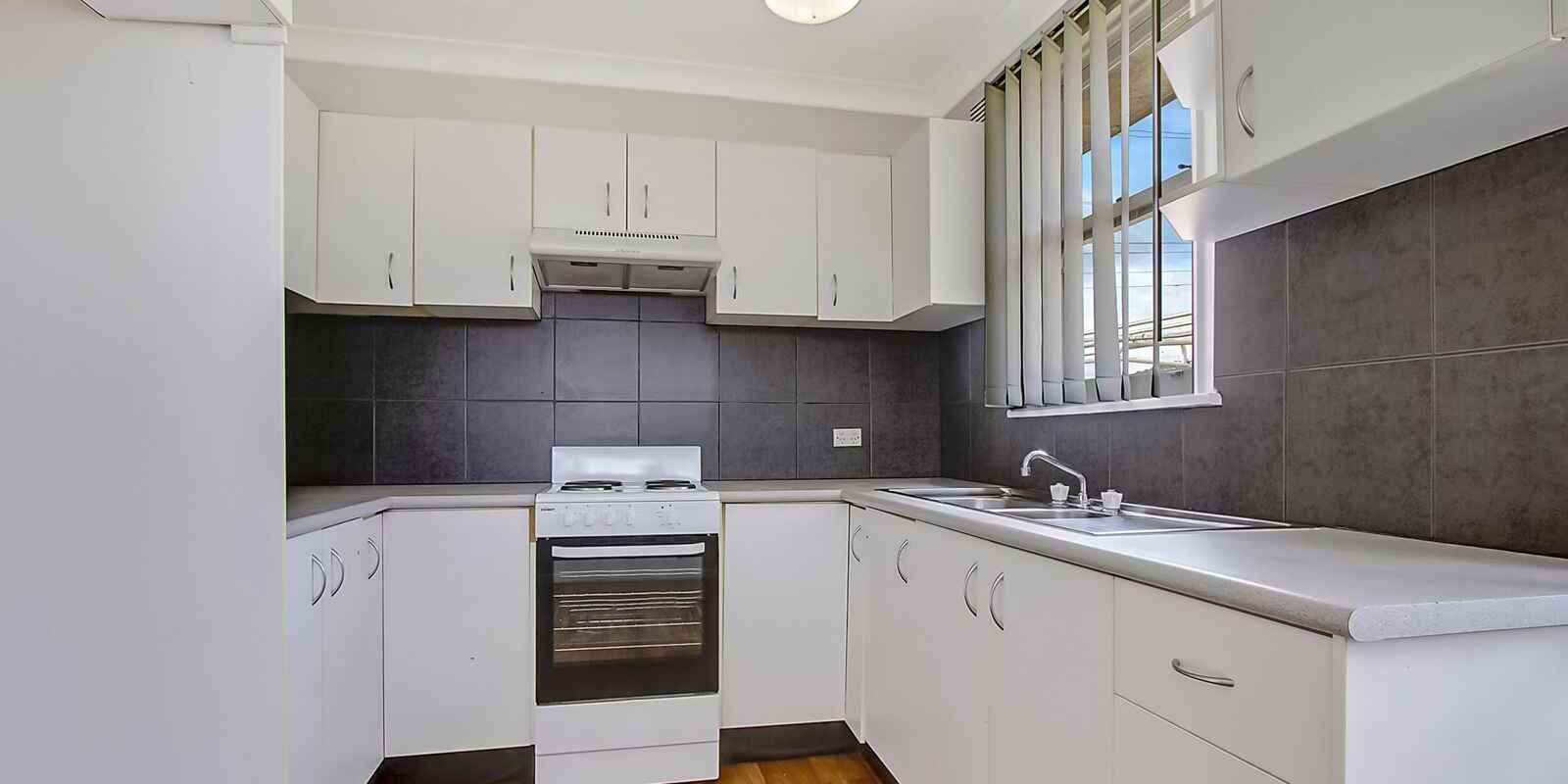 71 McMurdo Avenue Tregear 71 McMurdo Avenue Tregear