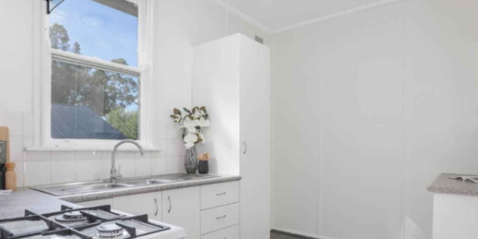 27 Moffat Drive Lalor Park 27 Moffat Drive Lalor Park