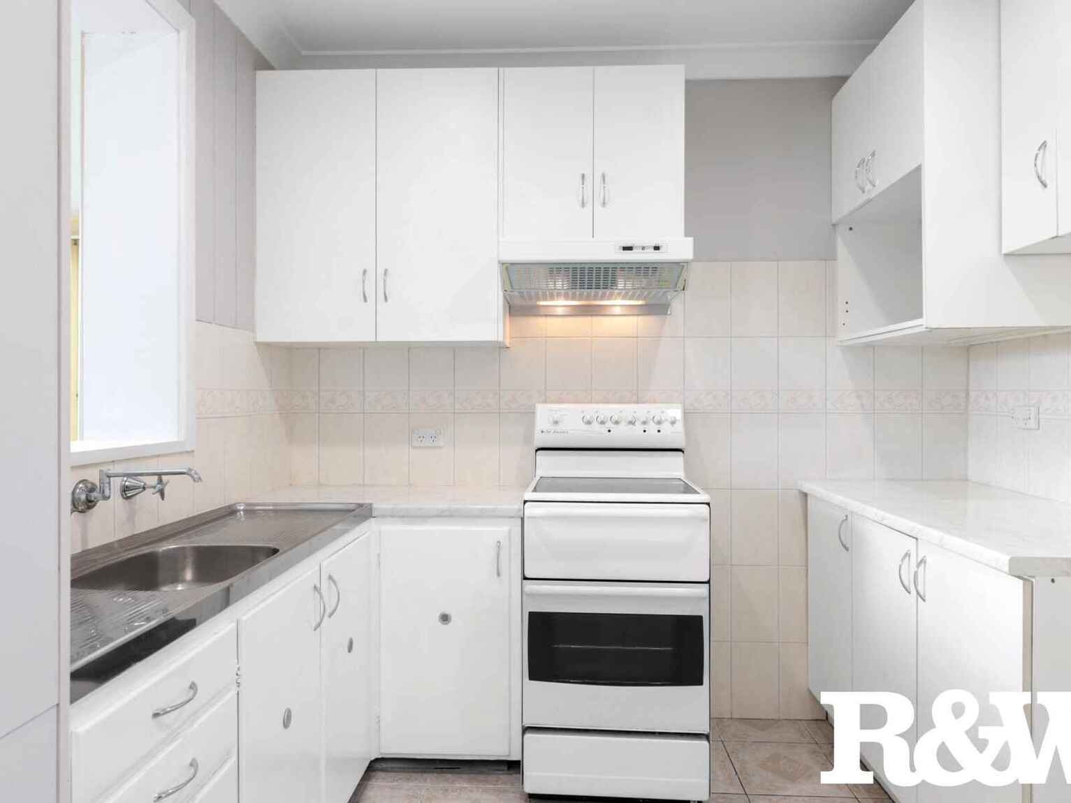 38 Bougainville Road Lethbridge Park 38 Bougainville Road Lethbridge Park