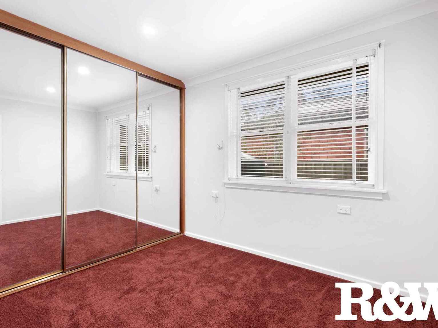 38 Bougainville Road Lethbridge Park 38 Bougainville Road Lethbridge Park