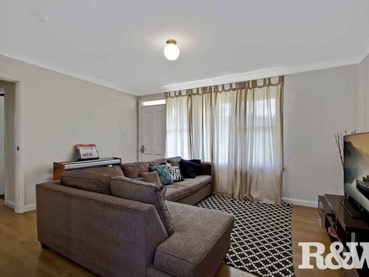 6 Ellsworth Drive Tregear 6 Ellsworth Drive Tregear