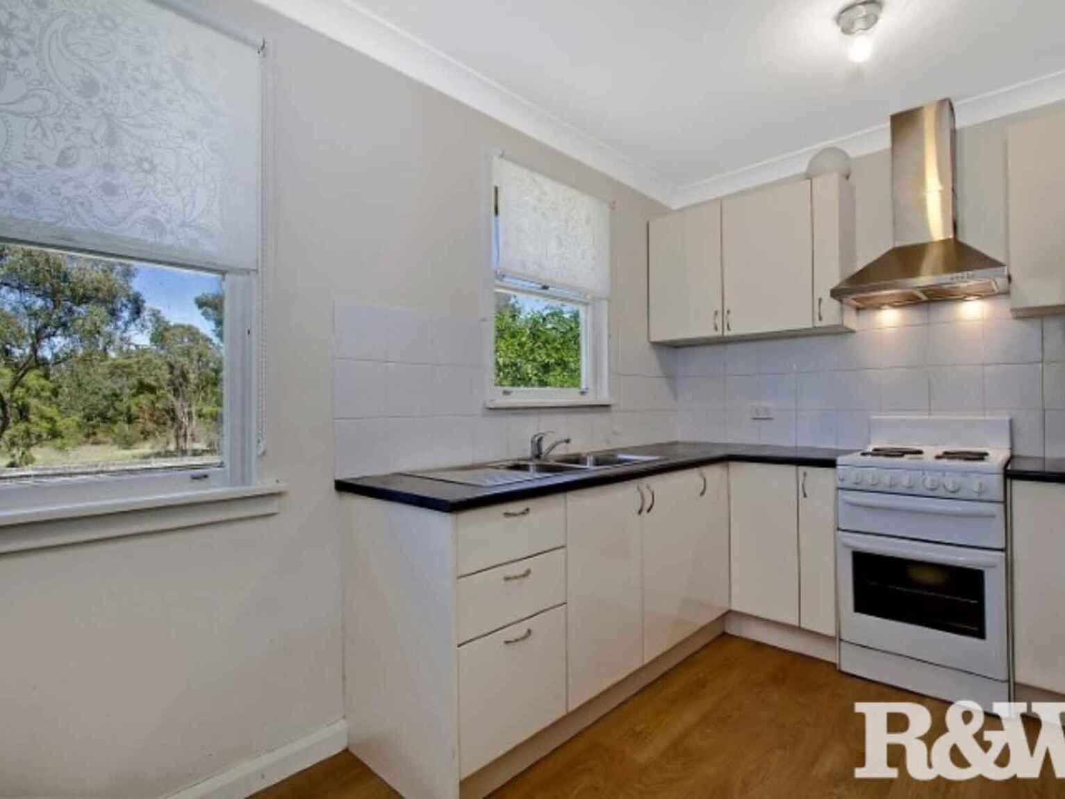 6 Ellsworth Drive Tregear 6 Ellsworth Drive Tregear