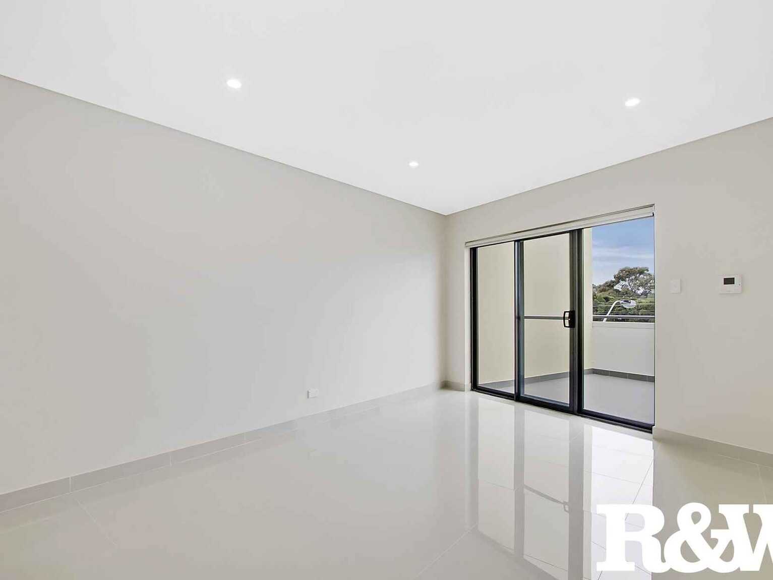 30/1A Premier Lane Rooty Hill