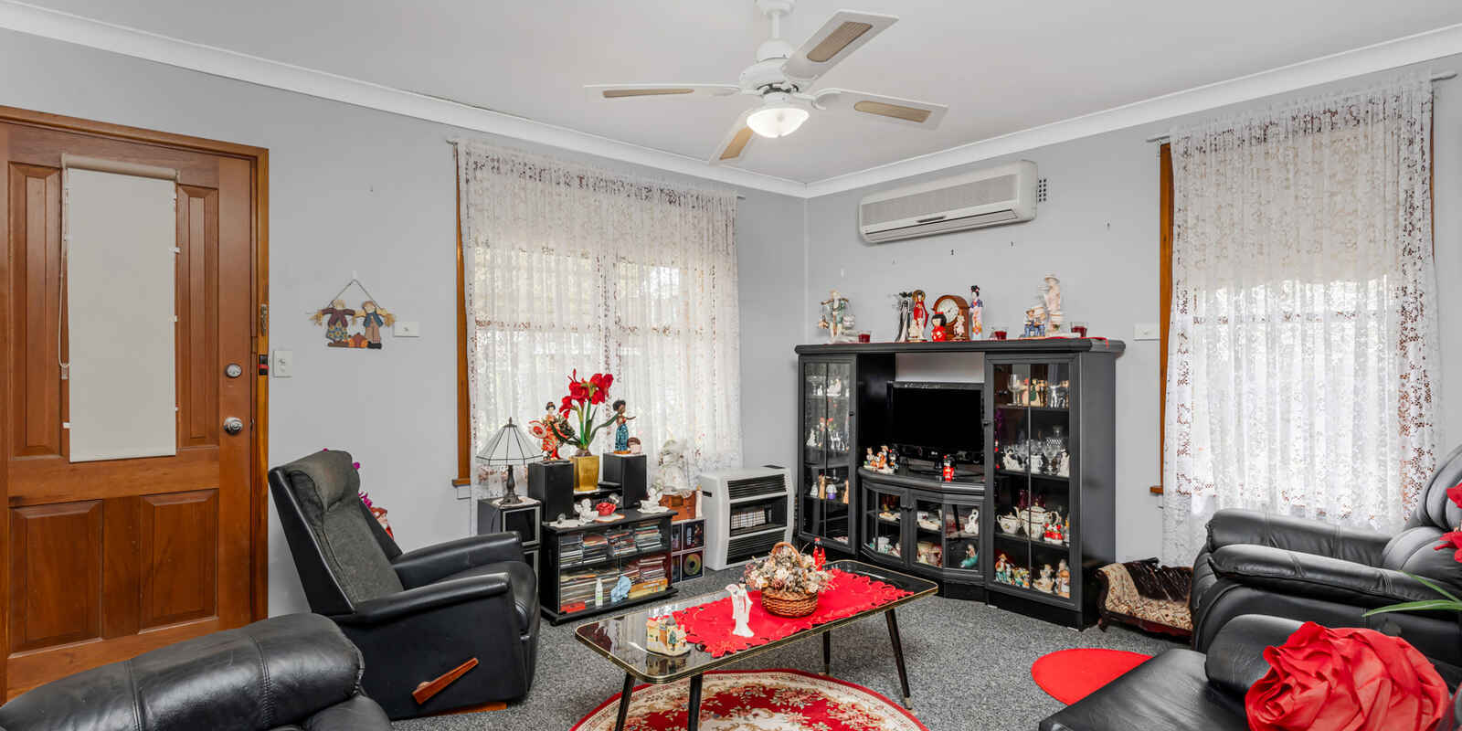 16 Torres Crescent Whalan 16 Torres Crescent Whalan