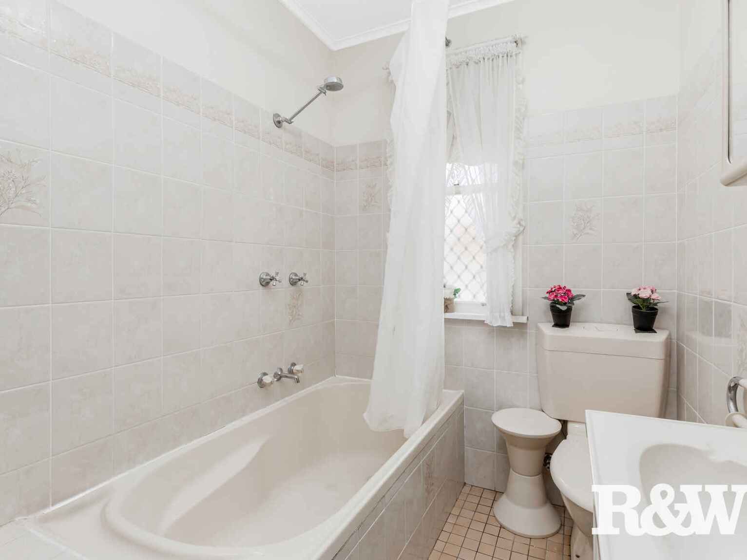 16 Torres Crescent Whalan