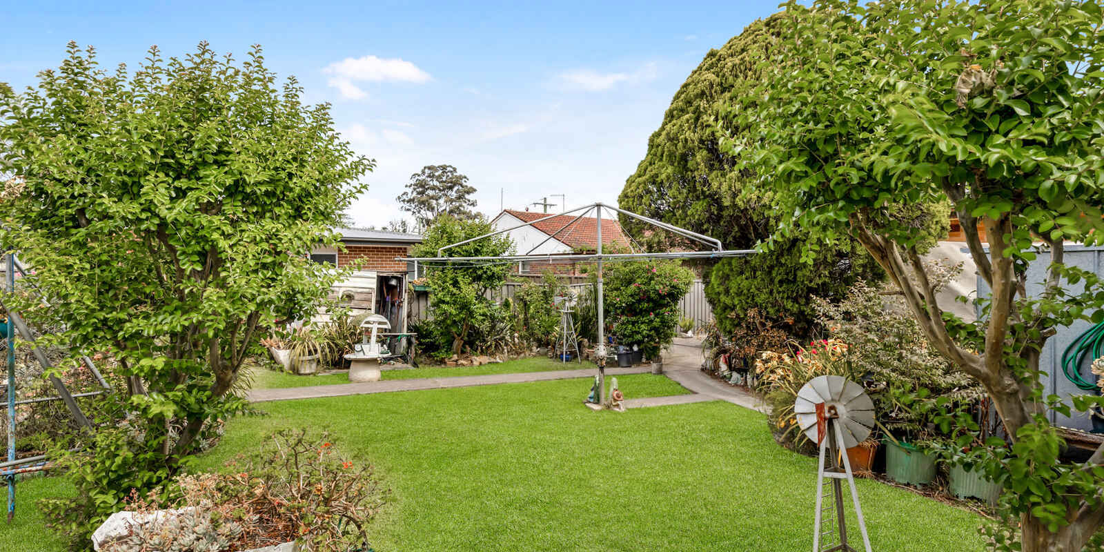 16 Torres Crescent Whalan 16 Torres Crescent Whalan
