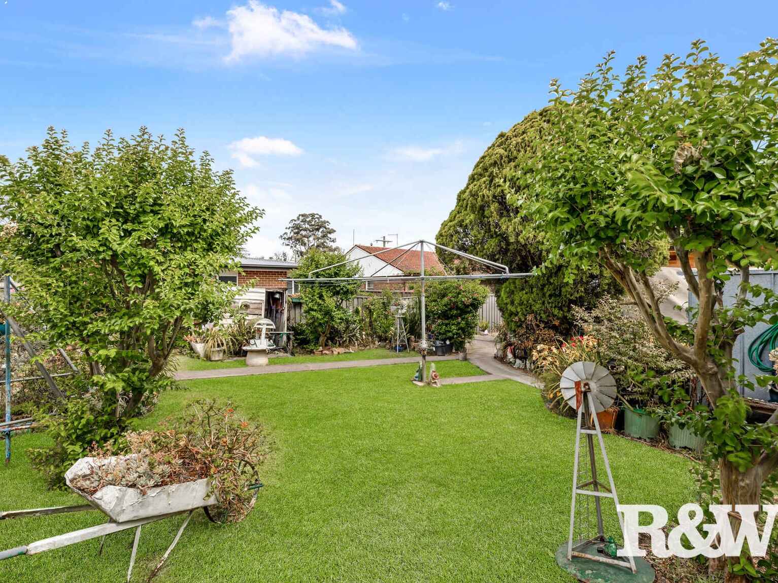 16 Torres Crescent Whalan