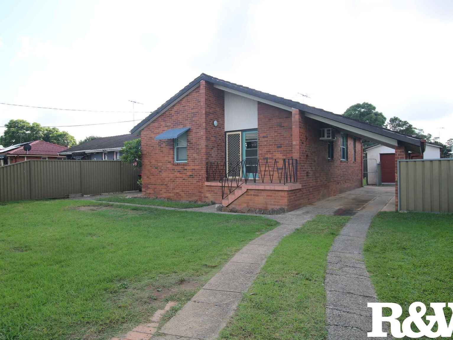 21 Goroka Street Whalan