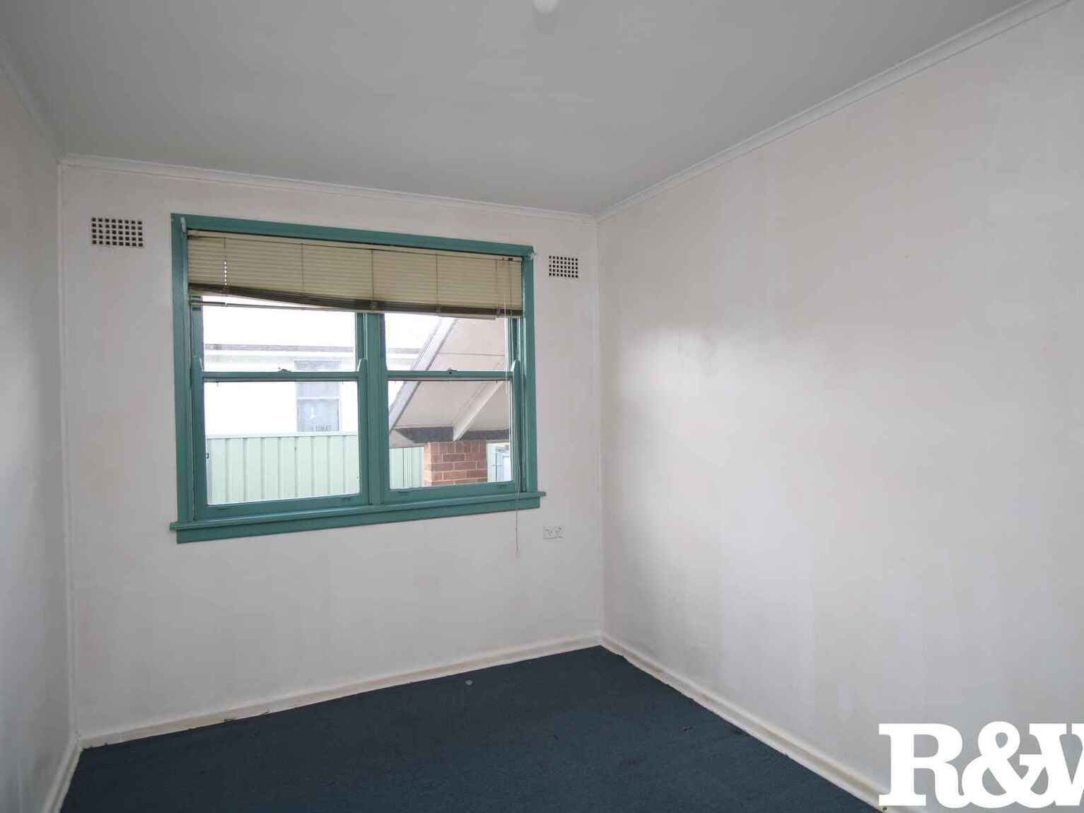 21 Goroka Street Whalan