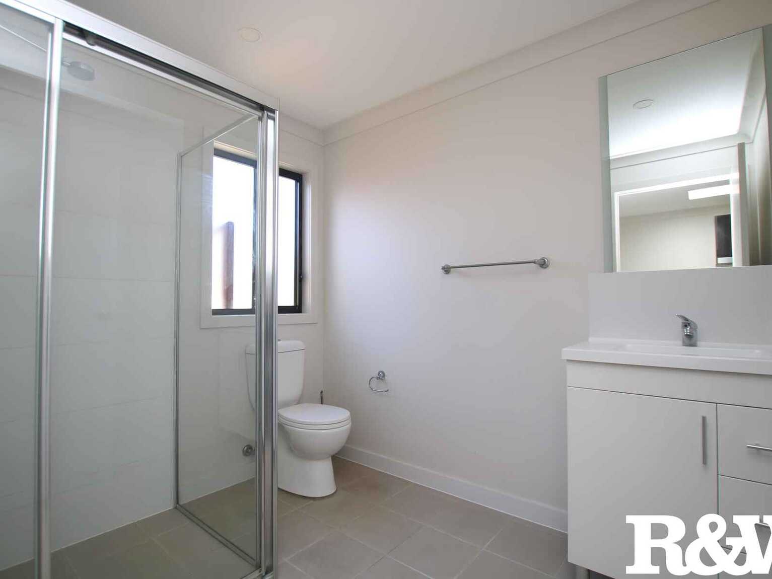 10A Dale Grove Hebersham