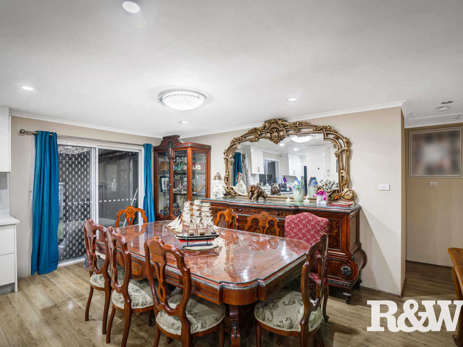 8 Olympic Place Doonside