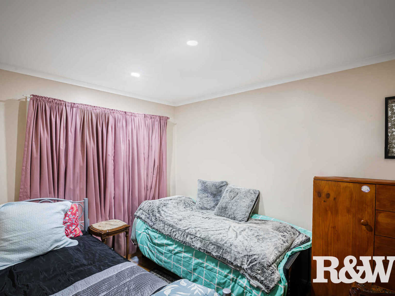8 Olympic Place Doonside