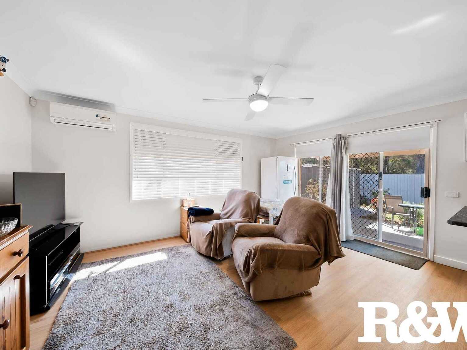4 Tallinn Grove Rooty Hill