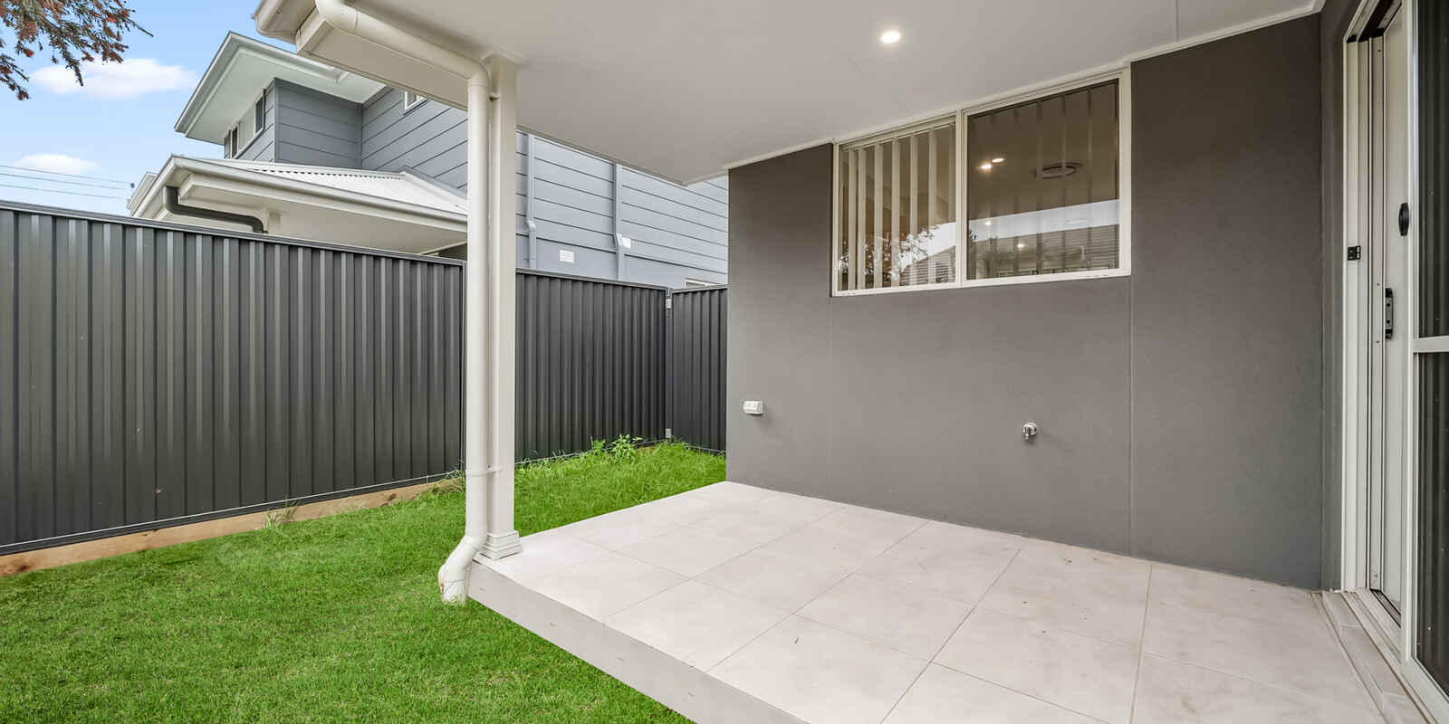 3/26 Canberra Street Oxley Park