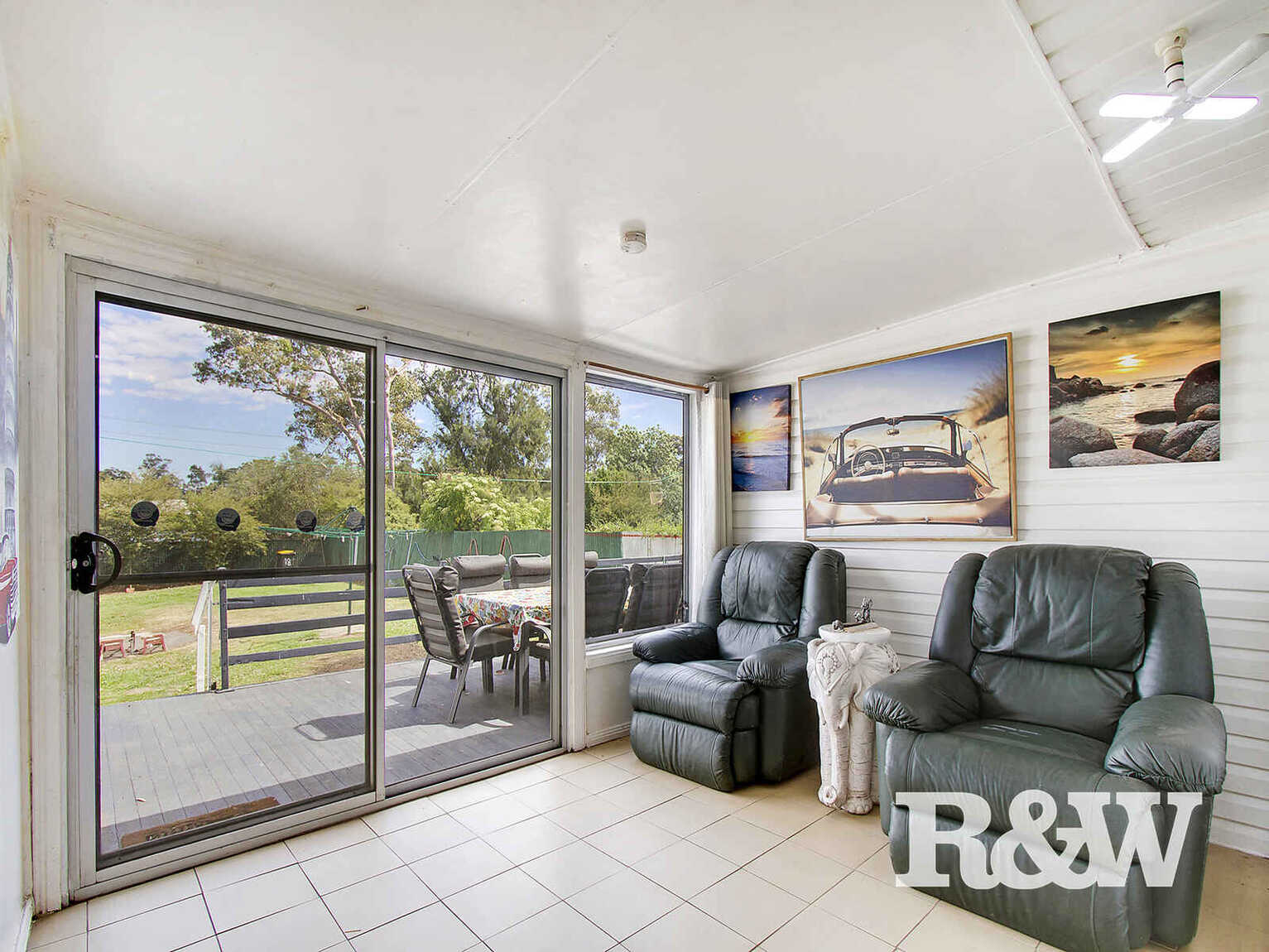 18 Salamaua Road Whalan 18 Salamaua Road Whalan