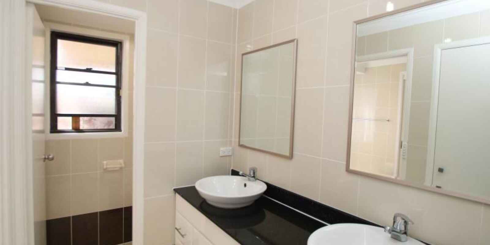 2 Thalia Street Hassall Grove