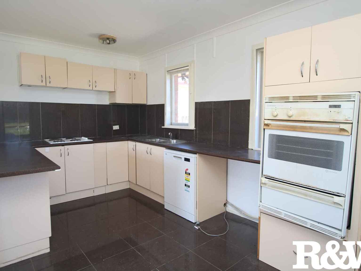 48 Mcmurdo Avenue Tregear