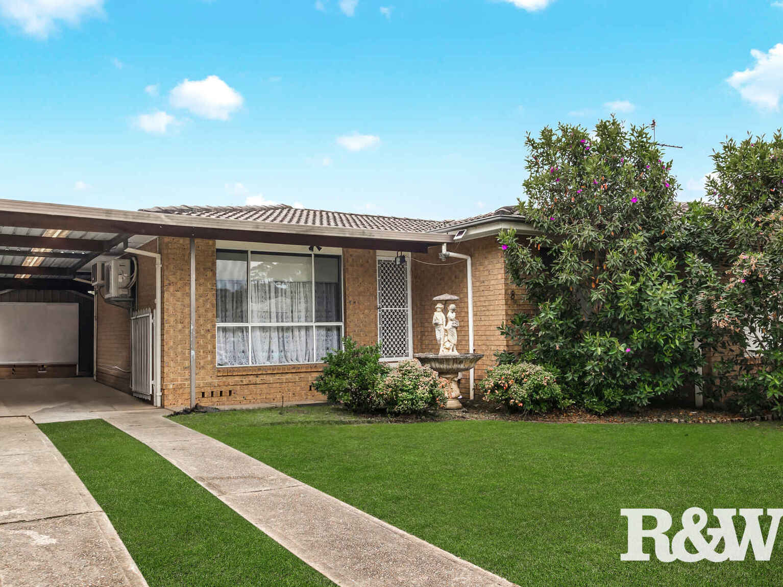 8 Olympic Place Doonside