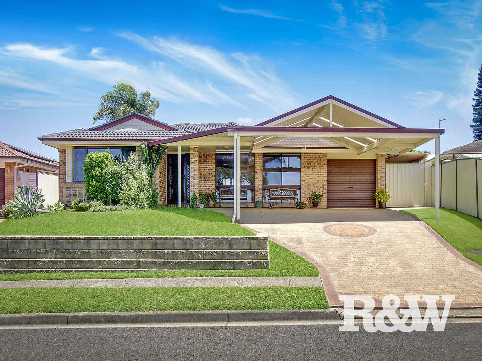 25 Aquilina Drive Plumpton 25 Aquilina Drive Plumpton
