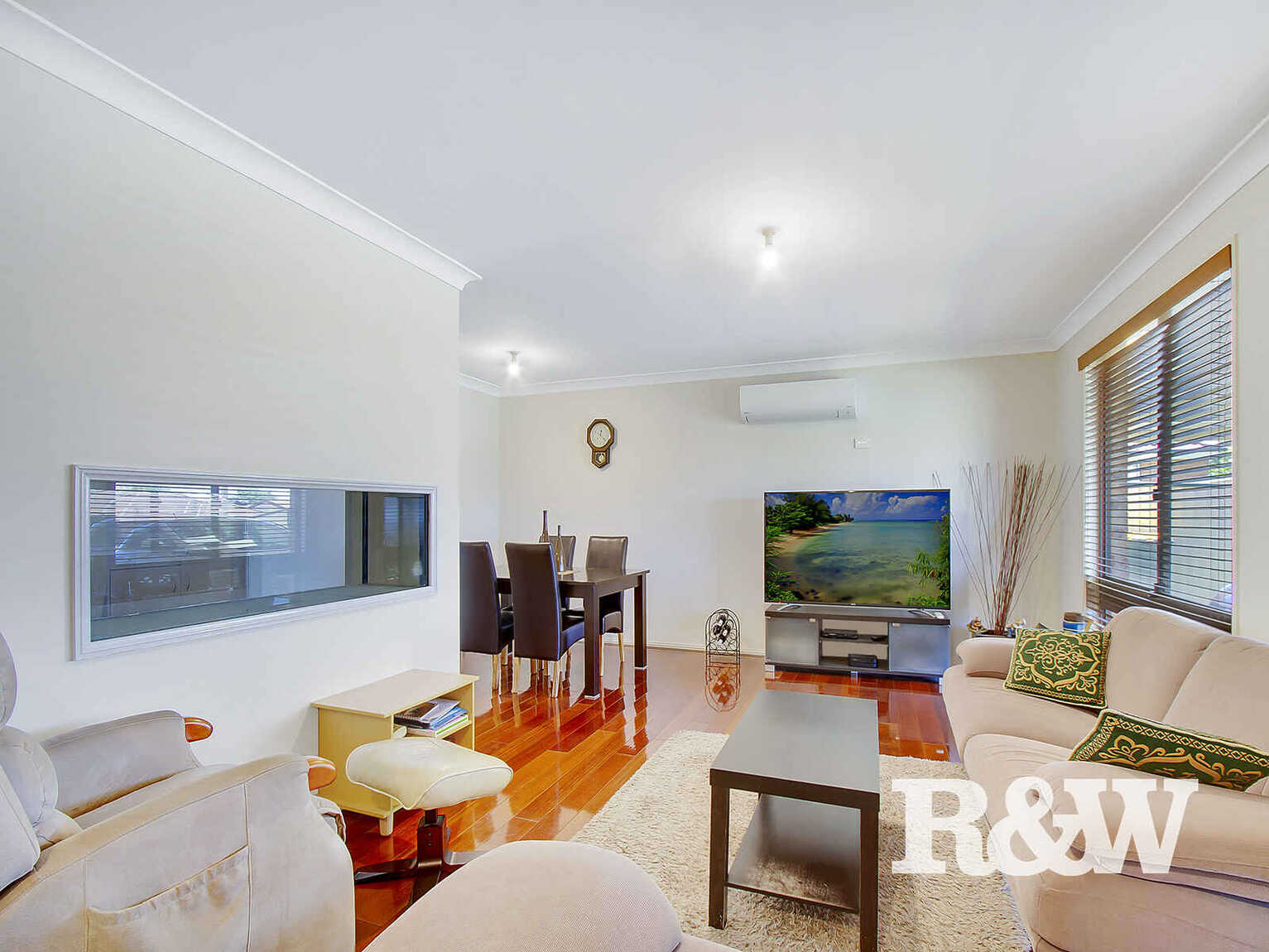 25 Aquilina Drive Plumpton 25 Aquilina Drive Plumpton
