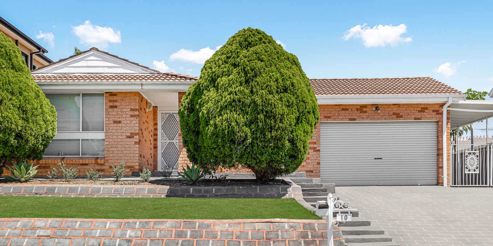 10 Fairburn Crescent Minchinbury
