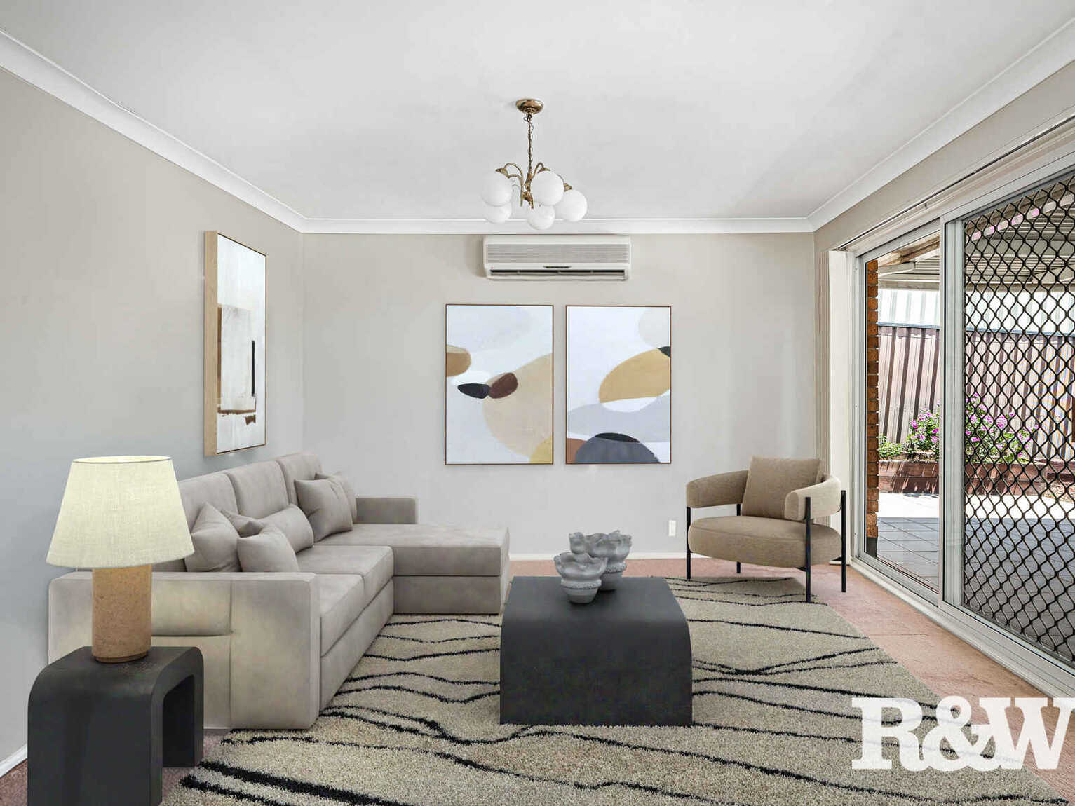 10 Fairburn Crescent Minchinbury