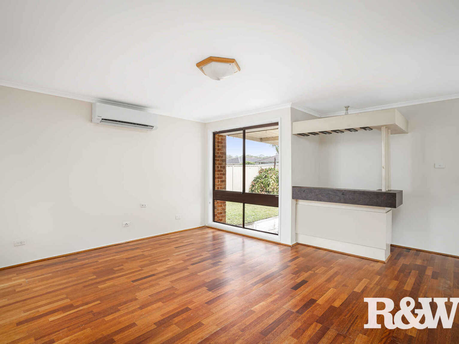 4 Dino Close Rooty Hill