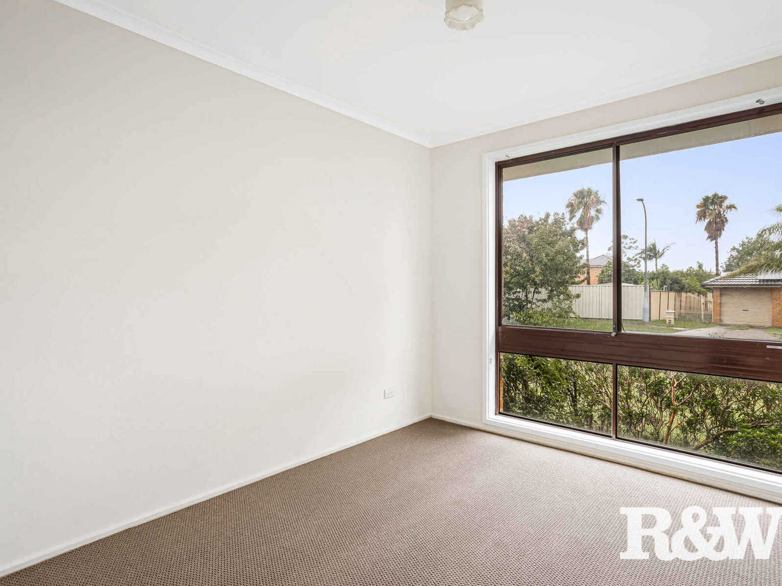 4 Dino Close Rooty Hill