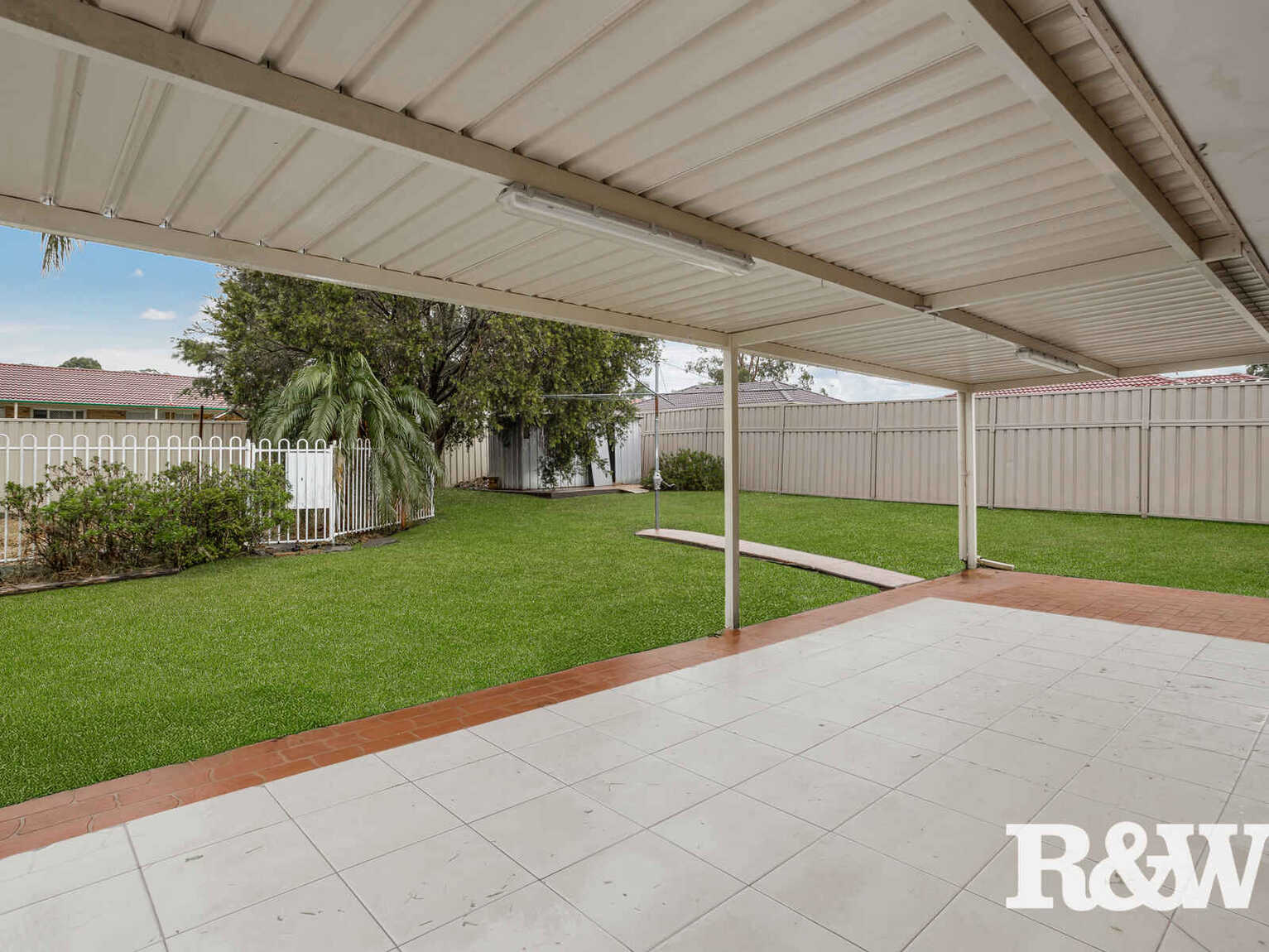4 Dino Close Rooty Hill