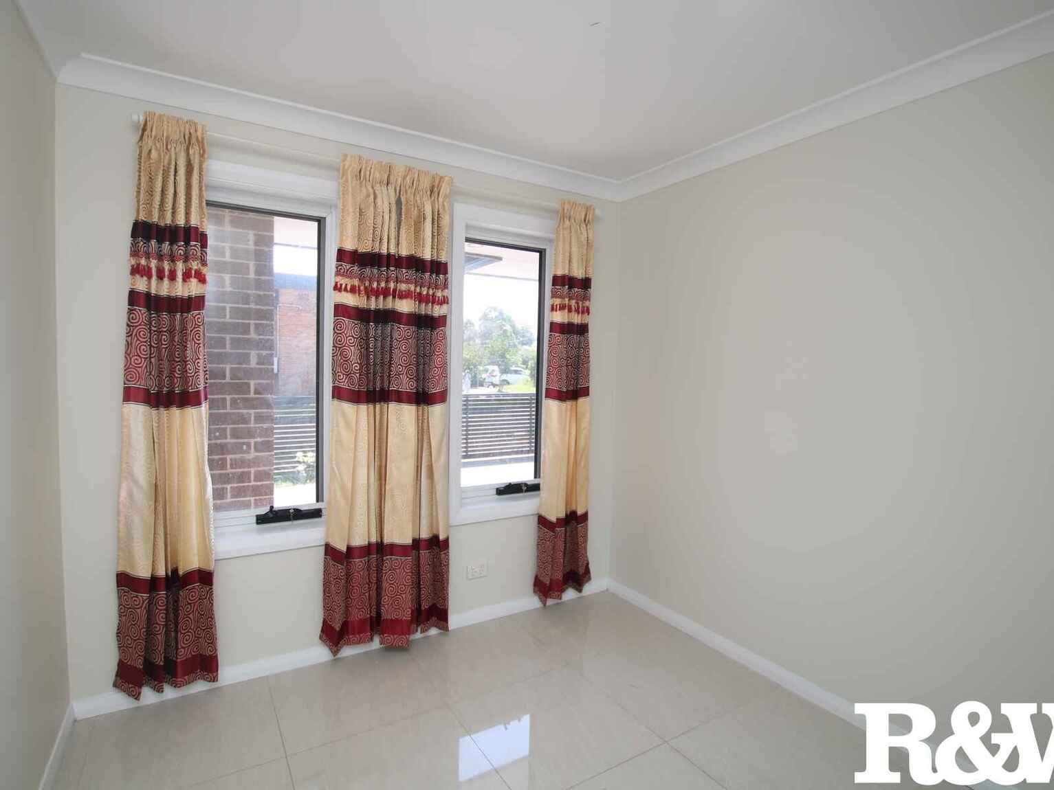 1 Tamaro Avenue Whalan