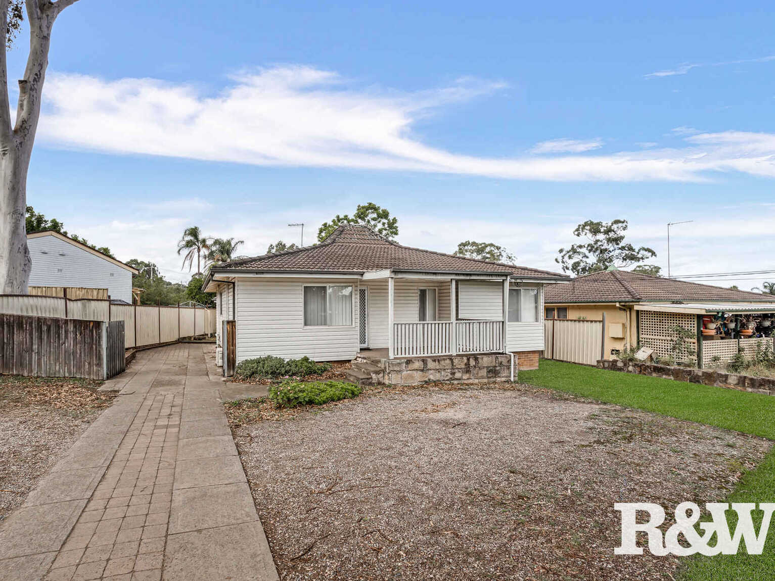 11 & 11A Freya Crescent Shalvey 11 & 11A Freya Crescent Shalvey
