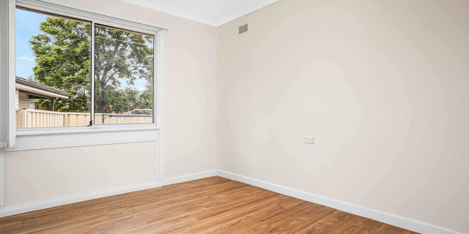 11 & 11A Freya Crescent Shalvey 11 & 11A Freya Crescent Shalvey