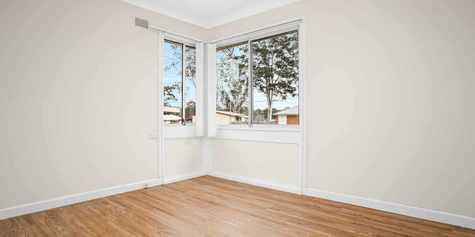 11 & 11A Freya Crescent Shalvey 11 & 11A Freya Crescent Shalvey
