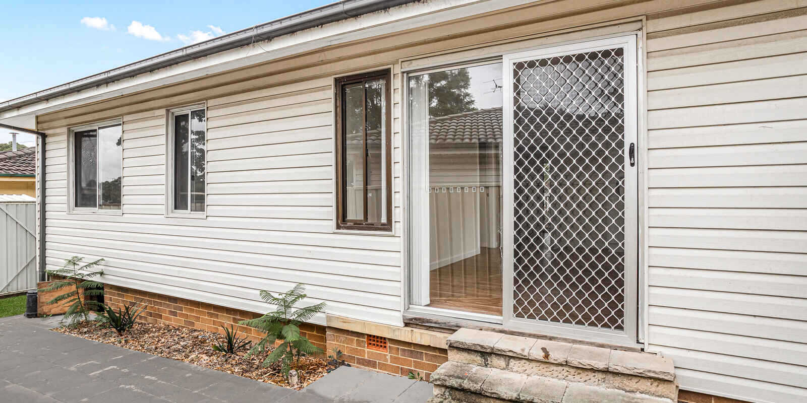 11 & 11A Freya Crescent Shalvey 11 & 11A Freya Crescent Shalvey