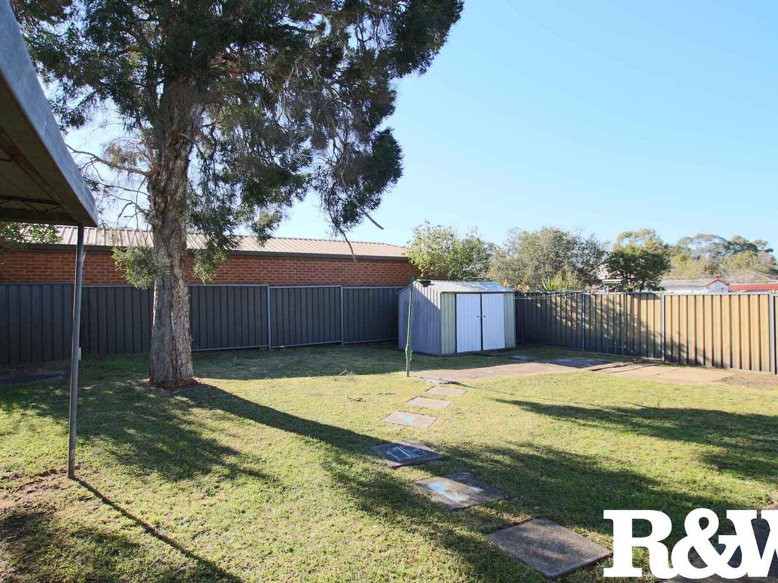 5 Leyte Avenue Lethbridge Park