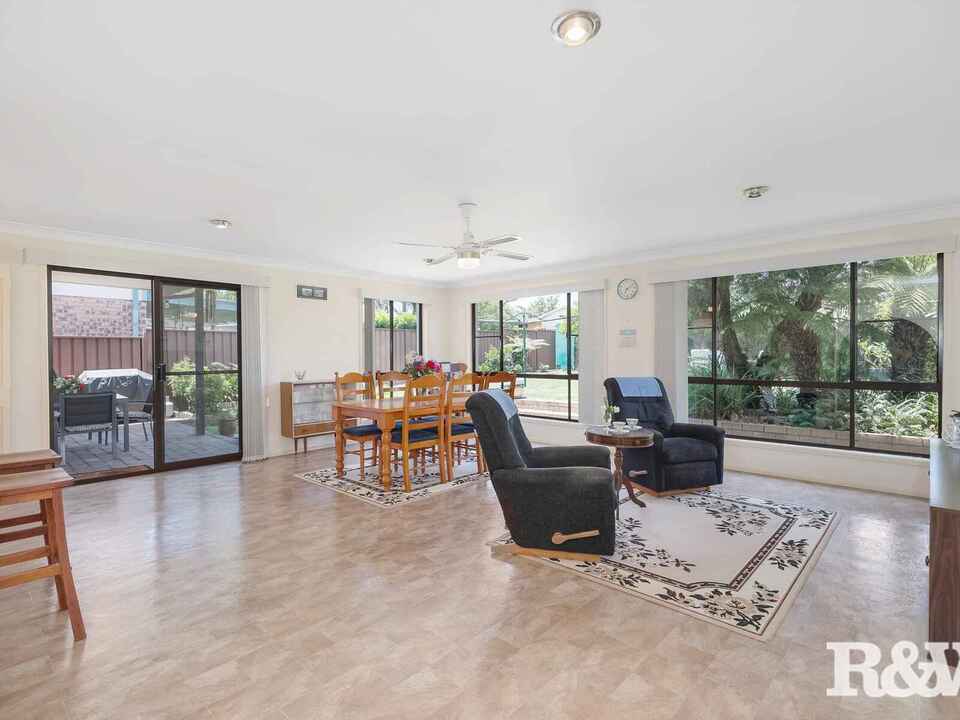 17 Piper Close Kingswood