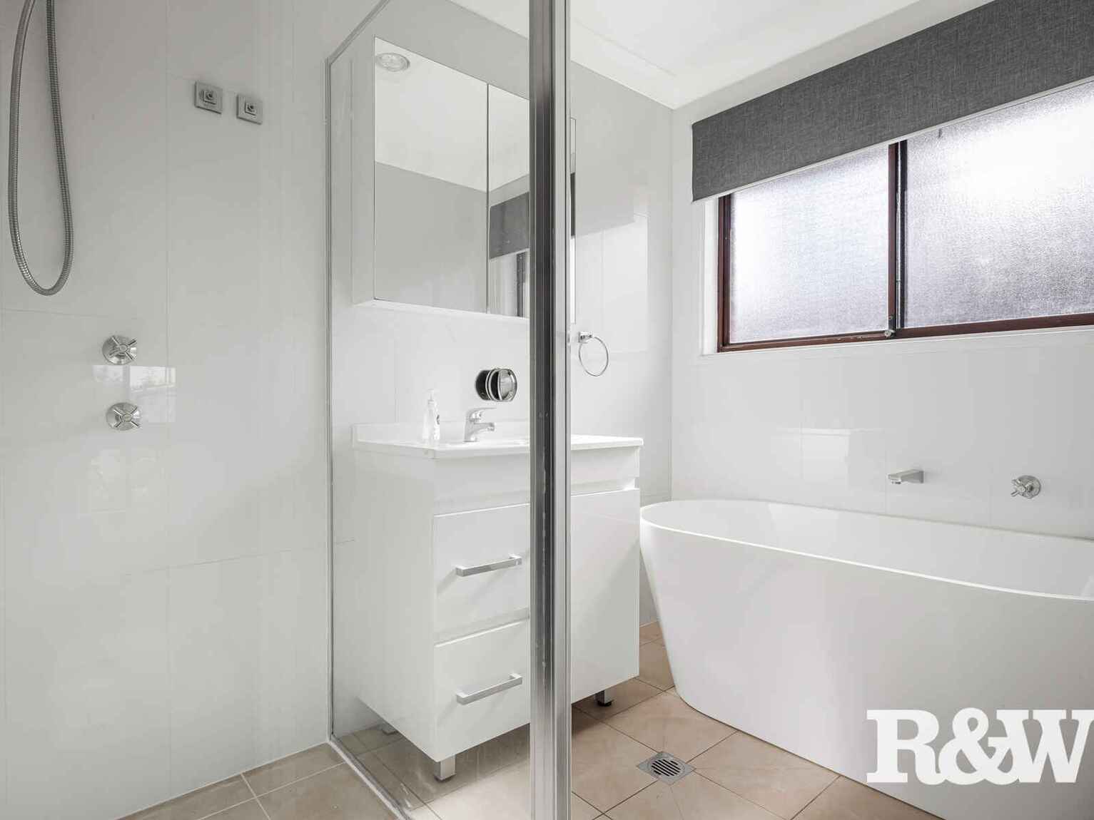 4 Dino Close Rooty Hill