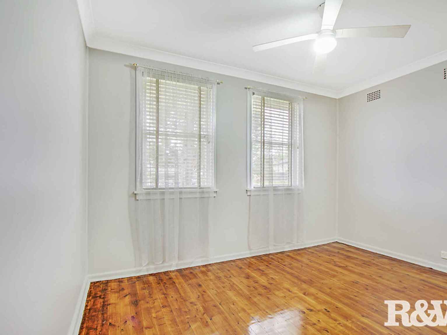 31 Torres Crescent Whalan