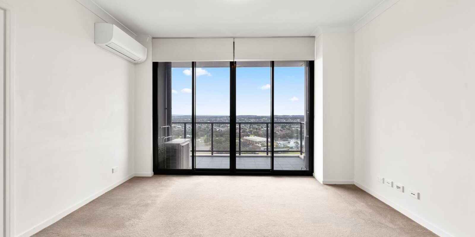 1902/420 Macquarie Street Liverpool