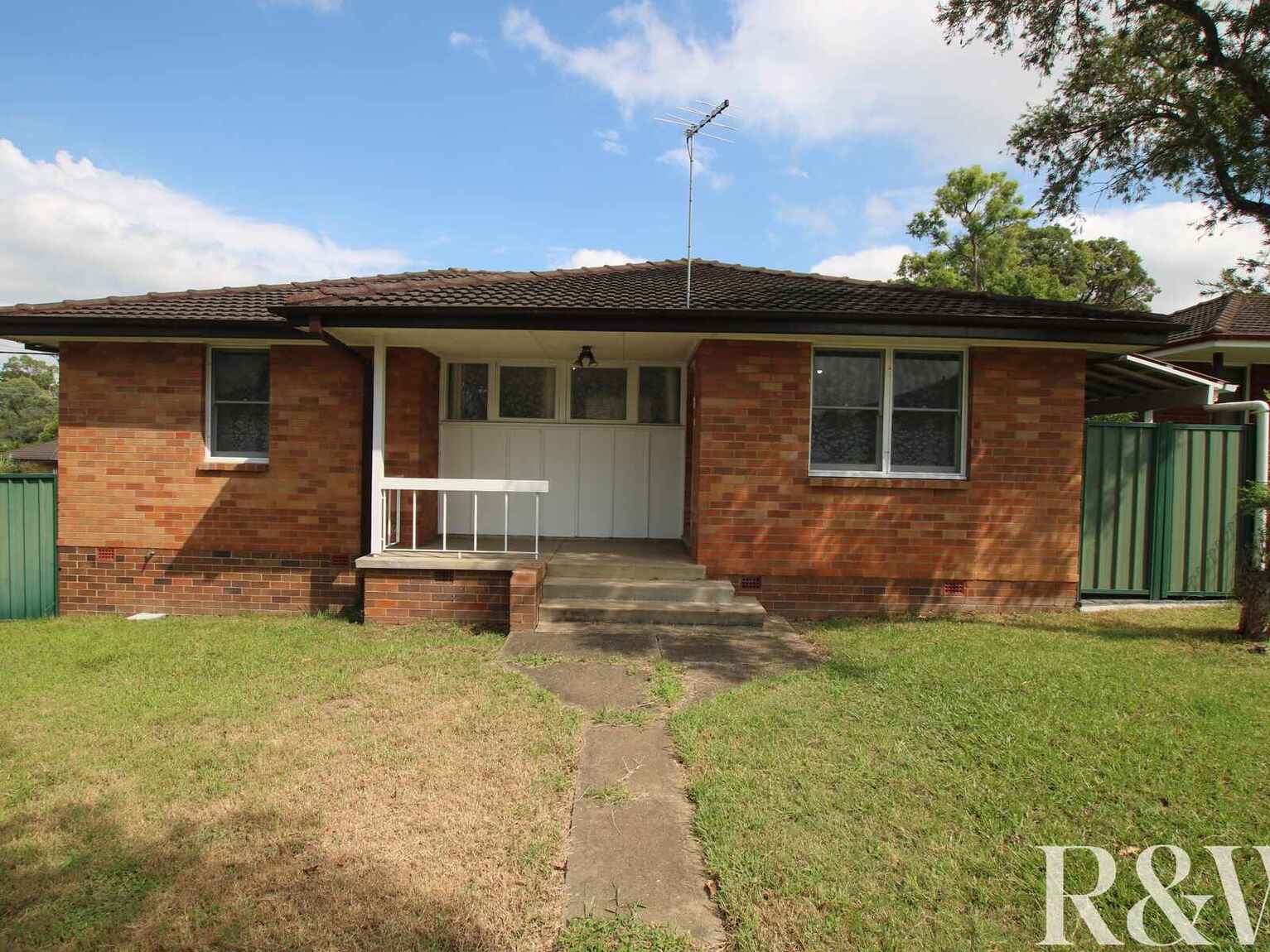 38 Hatherton Road Lethbridge Park