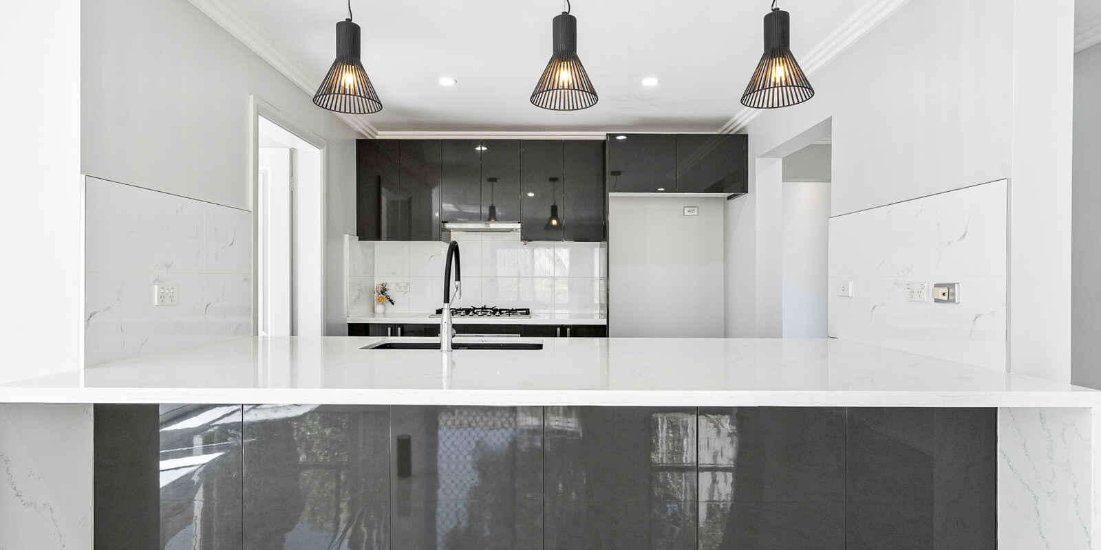 1/111 Melbourne Street Oxley Park