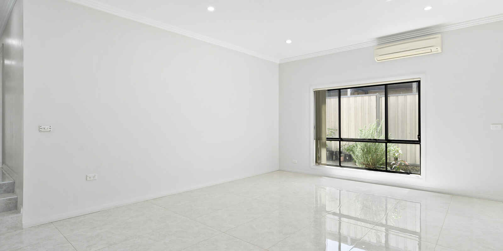 1/111 Melbourne Street Oxley Park