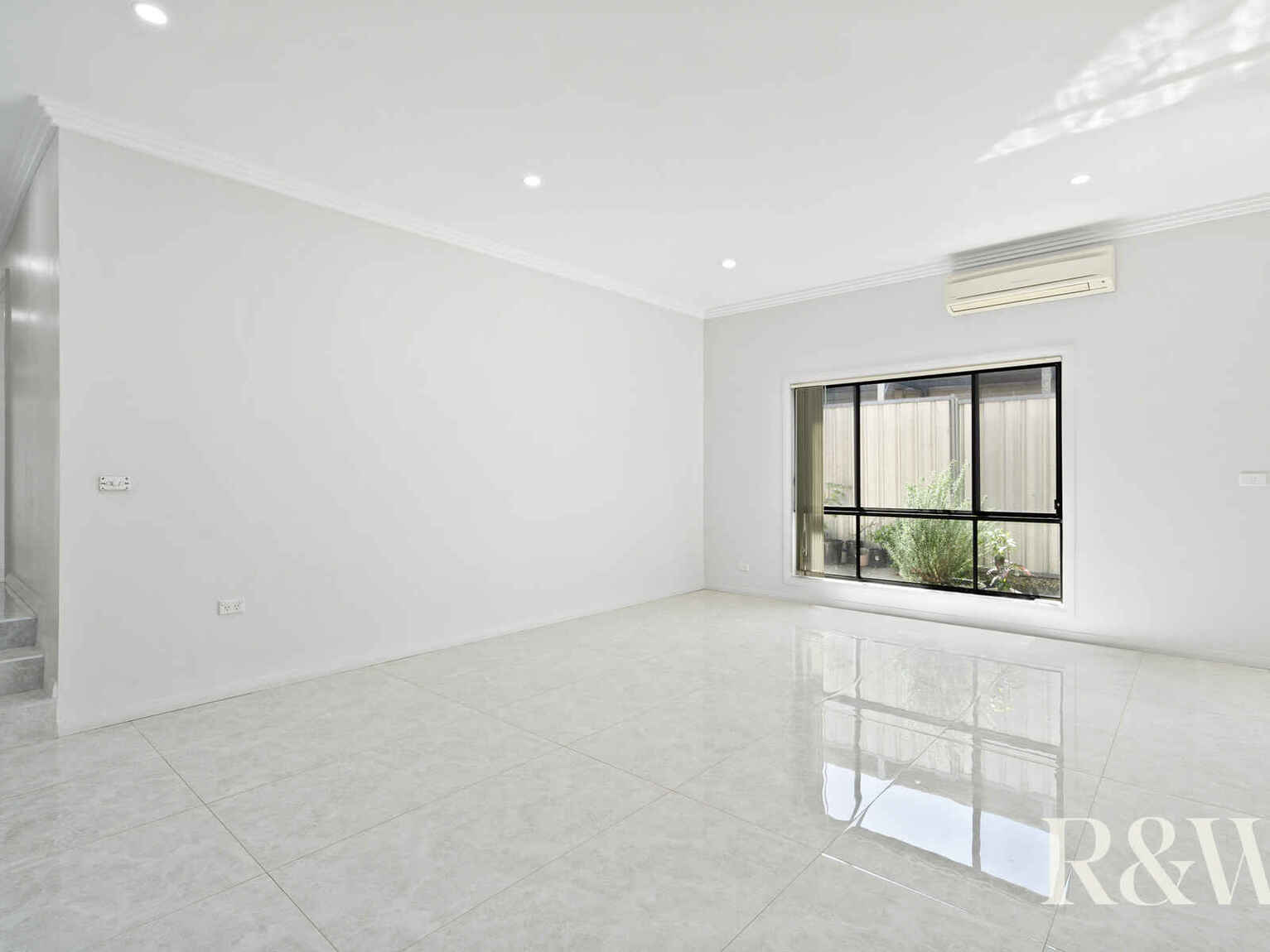 1/111 Melbourne Street Oxley Park 1/111 Melbourne Street Oxley Park