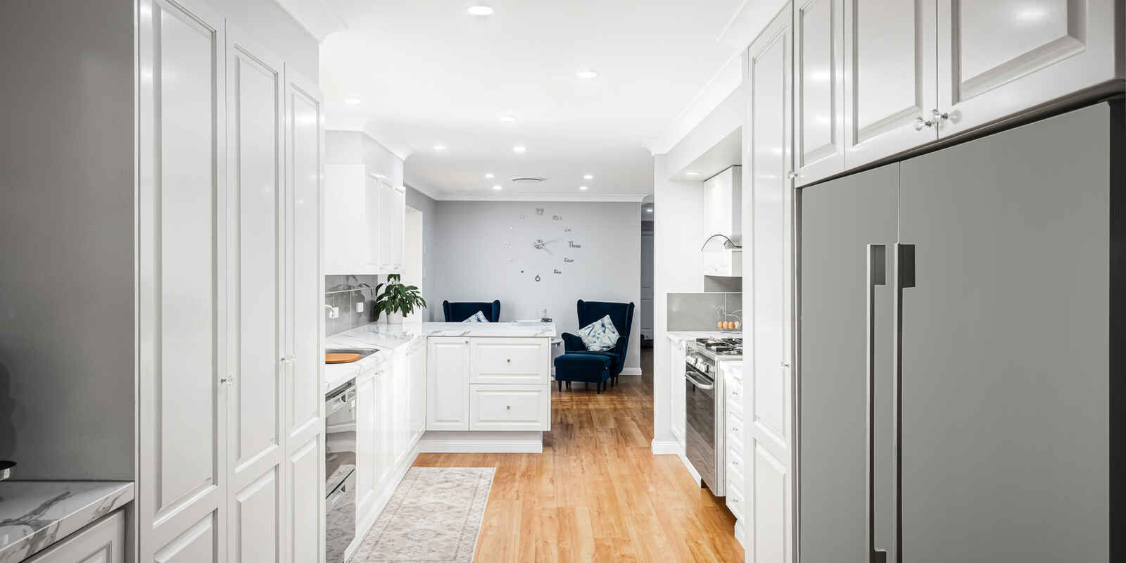 17 Clare Crescent Oakville 17 Clare Crescent Oakville