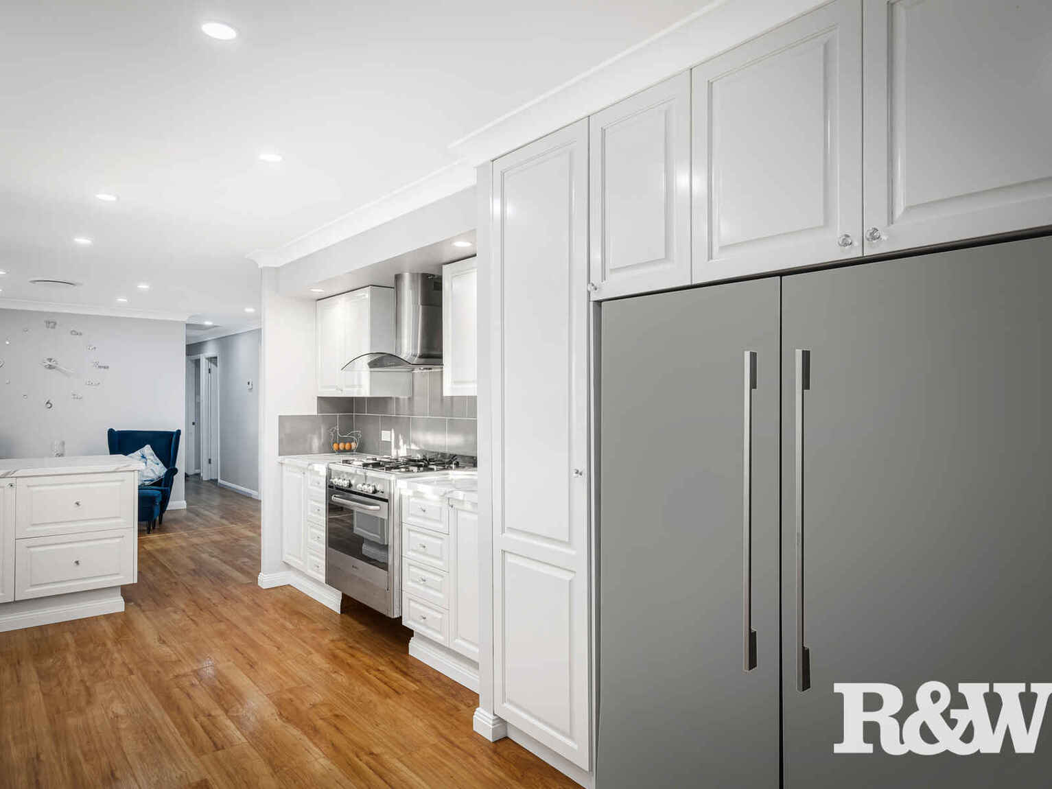 17 Clare Crescent Oakville 17 Clare Crescent Oakville