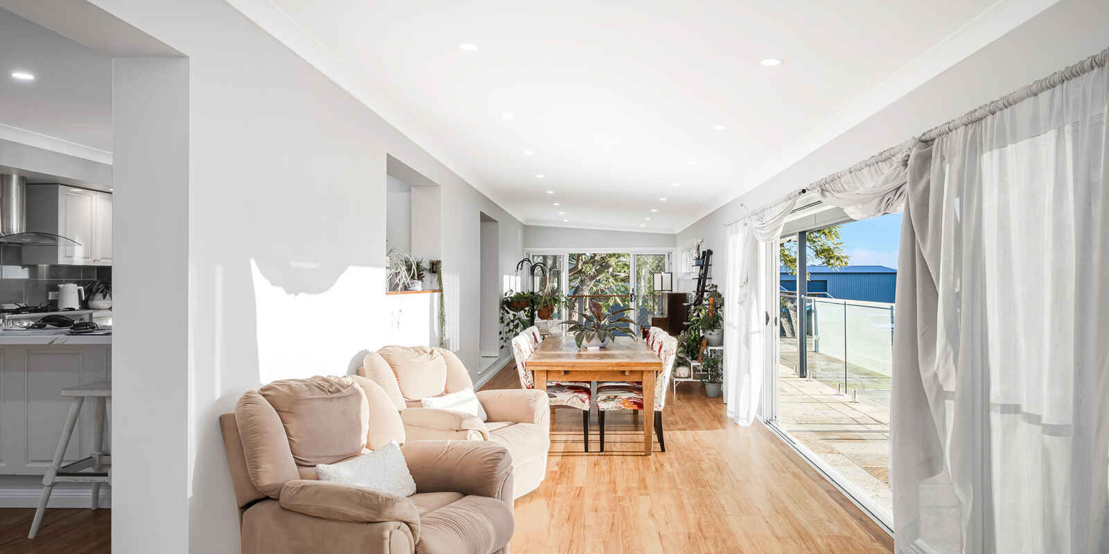 17 Clare Crescent Oakville 17 Clare Crescent Oakville