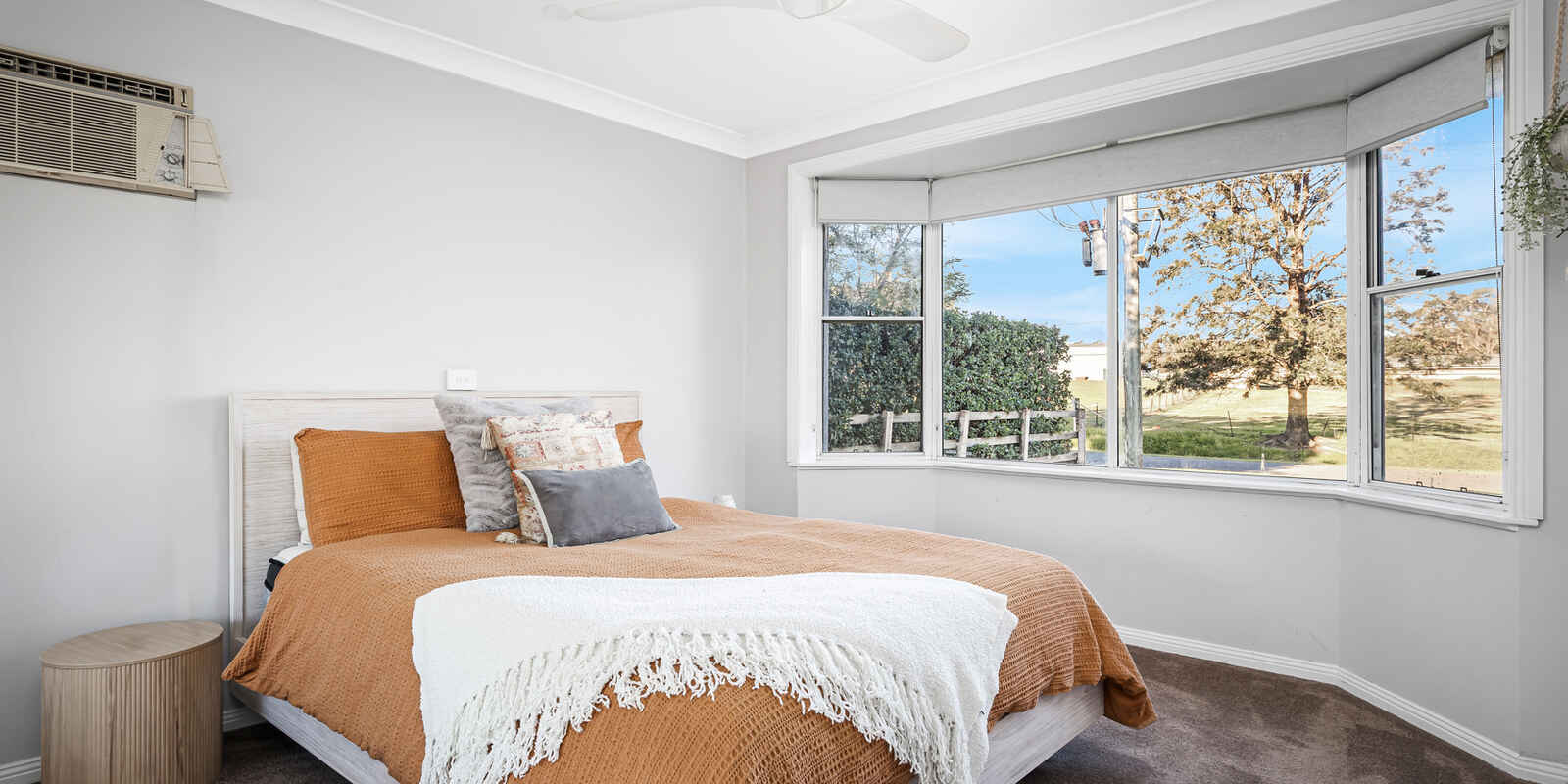 17 Clare Crescent Oakville 17 Clare Crescent Oakville