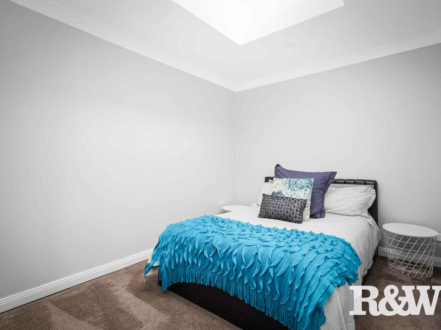 17 Clare Crescent Oakville 17 Clare Crescent Oakville