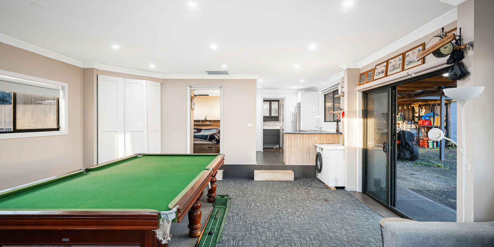 17 Clare Crescent Oakville 17 Clare Crescent Oakville